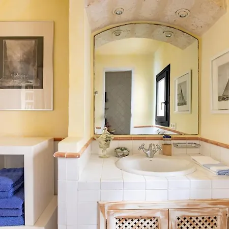Apartamento Stunning Hilltop Villa With Infinity Pool And Perfect Views *