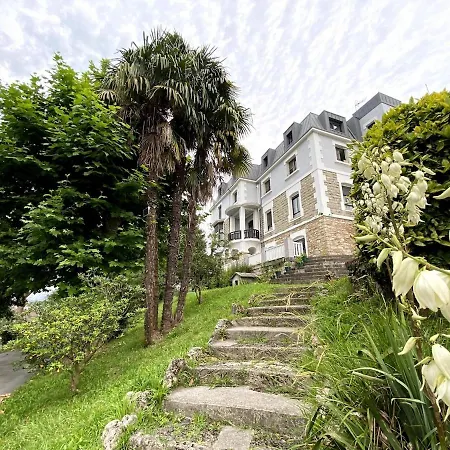 Stunning Hilltop Villa With Infinity Pool And Perfect Views Lägenhet *